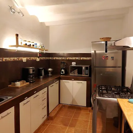 Kantiq House