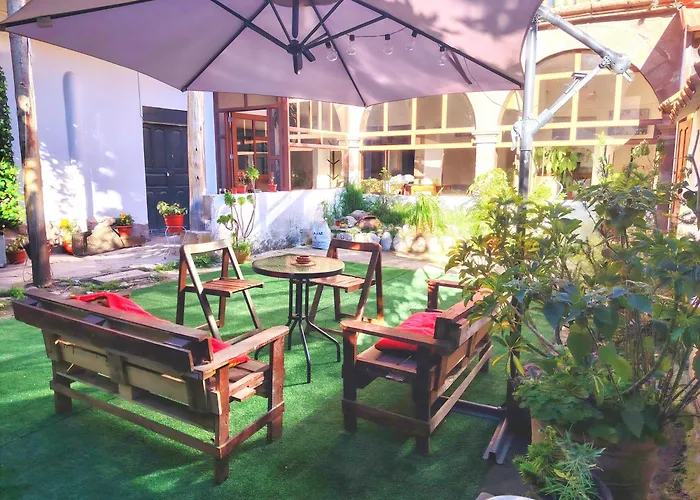 Apartahotel Kantiq House *